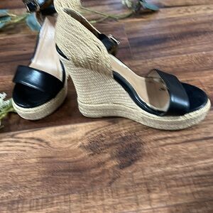 Wedge black sandals